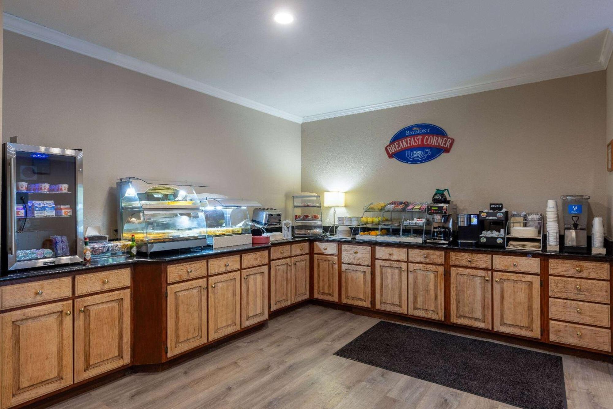 Baymont By Wyndham Kirksville University Area מראה חיצוני תמונה