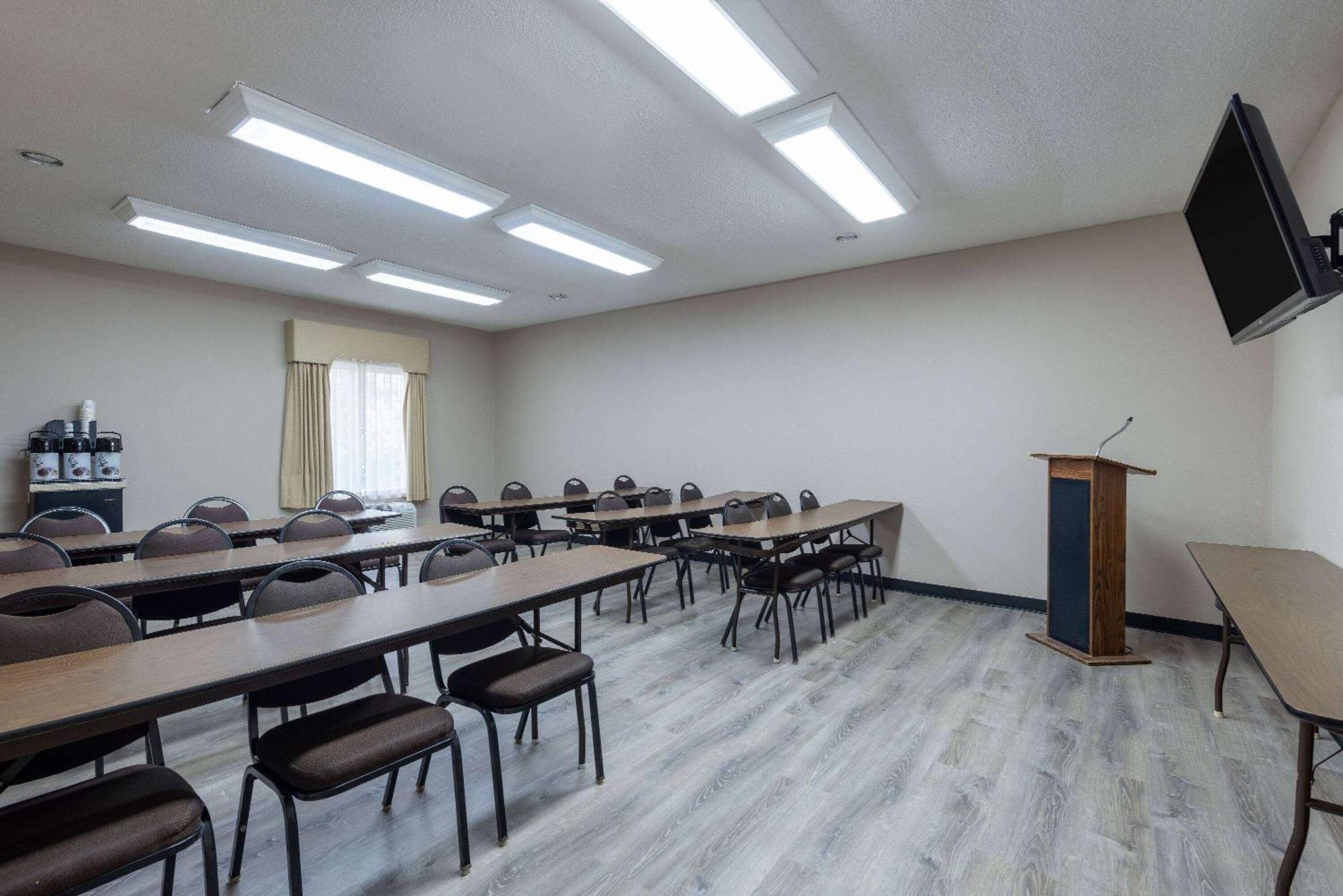 Baymont By Wyndham Kirksville University Area מראה חיצוני תמונה